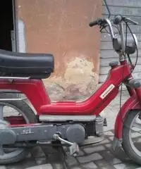 MOTORINO PIAGGIO D 'EPOCA 50CC ROSSO