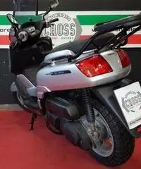 YAMAHA XC 300 Versity 2005