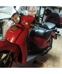 vendo Scarabeo 200 GT del 2002