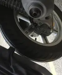 VENDO APRILIA SPORTCITY 200