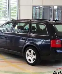 Audi A6 AVANT 2.5 V6 TDI QUATTRO TIPTRONIC AUTOMATICA