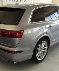 AUDI Q7 3.0 TDI 272 CV SUBENTRO LEASING