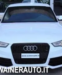 AUDI RS5 Coupé 4.2 V8 FSI quattro S tronic DRIVE SELECT