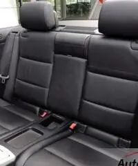 BMW 320 I CABRIOLET ATTIVA 170 CV E93 Interno in pelle Fari allo Xeno Cruise control Cerchi in lega