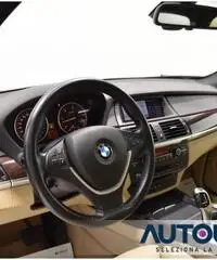 BMW X5 3.0SD FUTURA 4X4 AUT PELLE TETTO NAVI XENON TELECA