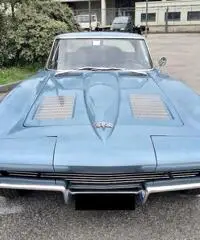 CHEVROLET CORVETTE STING RAY SPLIT WINDOW