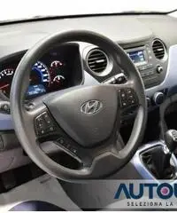 HYUNDAI i10 1.0 MPI LOGIN NEOPATENT CRUISE LED SOLO 23.000 KM