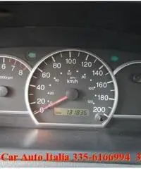 KIA Carens 1.8 16V EX Comfort CLIMATRONIC Radio CD per COMM.