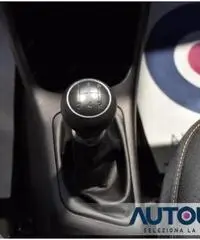 KIA Picanto 1.0 5 PORTE CITY NEOPATENTATI NUOVA 1.960 KM