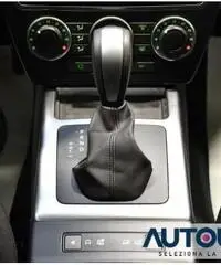 LAND ROVER Freelander 2.2 SD4 S.W. SE AUT 4X4 SENS CERCHI 19' XENON LED