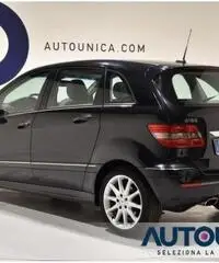 MERCEDES-BENZ B 180 CDI SPORT PELLE SENSORI CERCHI 17'