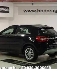 MERCEDES-BENZ GLA 180 d Automatic Business