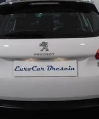 Peugeot 2008 E-hdi 92cv Stop&start Robot. NAVIGATORE+BLUETOOTH - NEOPATENTATI