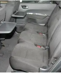 PEUGEOT 5008 2.0 HDi 150CV NAVI. GARANZIA 12 MESI