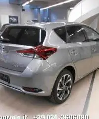 TOYOTA Auris 1.8 Hybrid Active MY15 TSS MY15