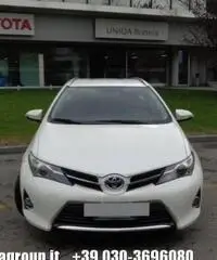 TOYOTA Auris Touring Sports 1.8 Hybrid Active Plus