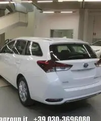 TOYOTA Auris Touring Sports 1.8 Hybrid Active TSS MY16