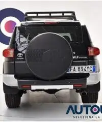 TOYOTA FJ Cruiser 4 4X4 GPL AUTOCARRO AUT SENSORI CRUISE CERCHI 17'