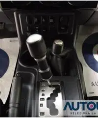 TOYOTA FJ Cruiser 4 4X4 GPL AUTOCARRO AUT SENSORI CRUISE CERCHI 17'