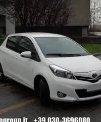 TOYOTA Yaris 1.0 5 porte Lounge