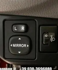 TOYOTA Yaris 1.0 5 porte Cool MY16