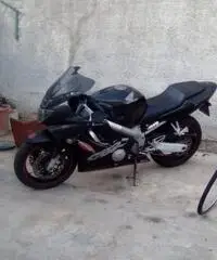 Honda 600 (ricambi usati)