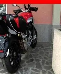 MV AGUSTA Stradale 800 rosso grigia - 0