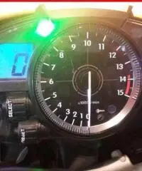 YAMAHA YZF R1 BIANCO ROSSO - 3607