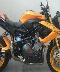 BENELLI TNT 898S - www.actionbike.it