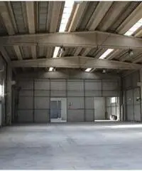 Capannone industriale Anagni 1800 metri lavorativi coperti,