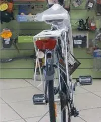 trekking a 6 velocita' ruote 700x35 a km zero