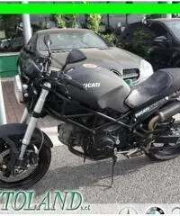 DUCATI Monster 695 Dark