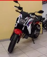 HONDA CB650F Bianco - 1