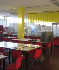 Locale commerciale in Vendita