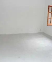 Casa con ingresso indipendente - Avellino