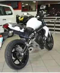 KAWASAKI ER-6N Mag.2o13 euro3 €. 3.700