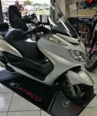 YAMAHA Majesty 400 Passaggio e Garanzia Incluso