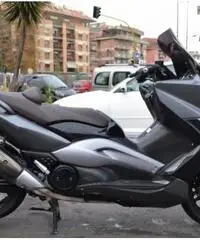 YAMAHA T-Max 500 Giu. 2oo8 euro3 €. 3.900