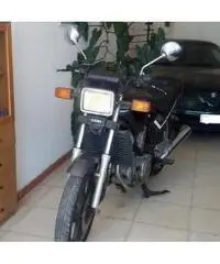 YAMAHA XZ 550