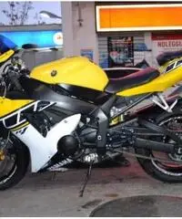 YAMAHA YZF R1 Lug. 2oo3 Laguna Seca