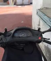 Honda Foresight 250 cc - €uro 500