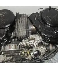 HONDA XL 600 del 1984 + molti pezzi di ricambio