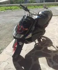 Scooter aprilia sr (70cc)