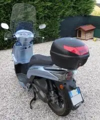 Bello ed economico: Scooter Kymco modello People S