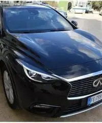 INFINITI Q30 2.2 diesel DCT Premium Tech solo 8.000km