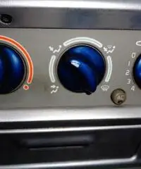 Renault Twingo 1.2i Saint Tropez