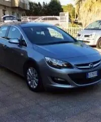 Opel Astra Cosmo 1.6CDTI 136CV