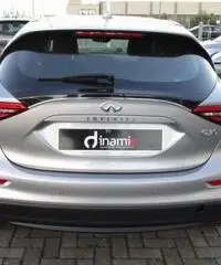 INFINITI Q30 1.5 diesel Business