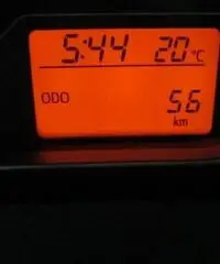 TOYOTA Yaris 1.4 D-4D 5 porte Active MY 16 -663-