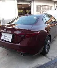 Alfa Romeo Giulia 2.2 Turbodiesel 180 CV Super